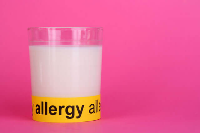 乳アレルギー・牛乳アレルギーと乳糖