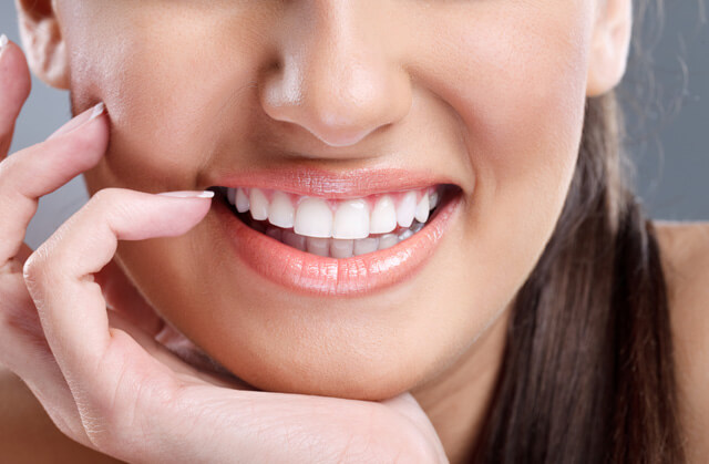 チャコールクレンズの口臭予防や歯のホワイトニング効果